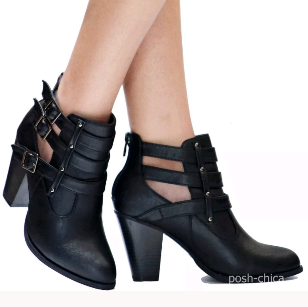 Black western ankke booties riding boots